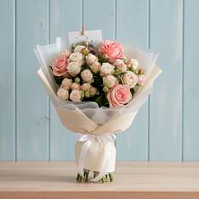 Букет цветов из:  Розы в Абане